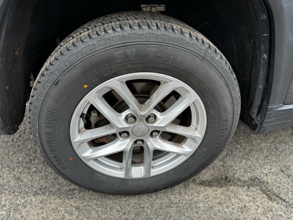 2023 Jeep Grand Cherokee Image 11