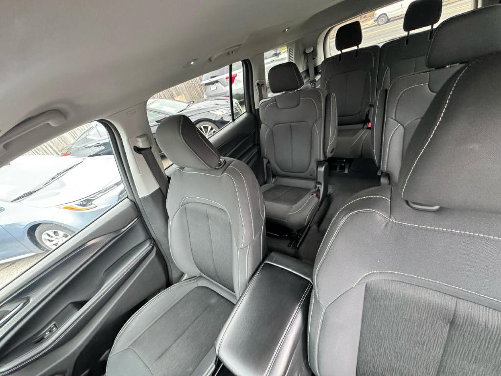 2023 Jeep Grand Cherokee Image 18