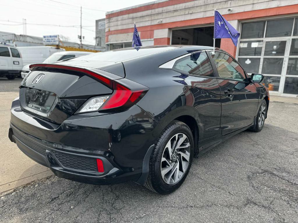 2019 Honda Civic Image 10