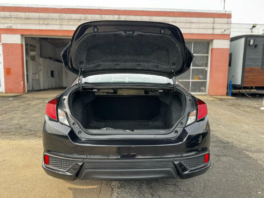 2019 Honda Civic Image 12