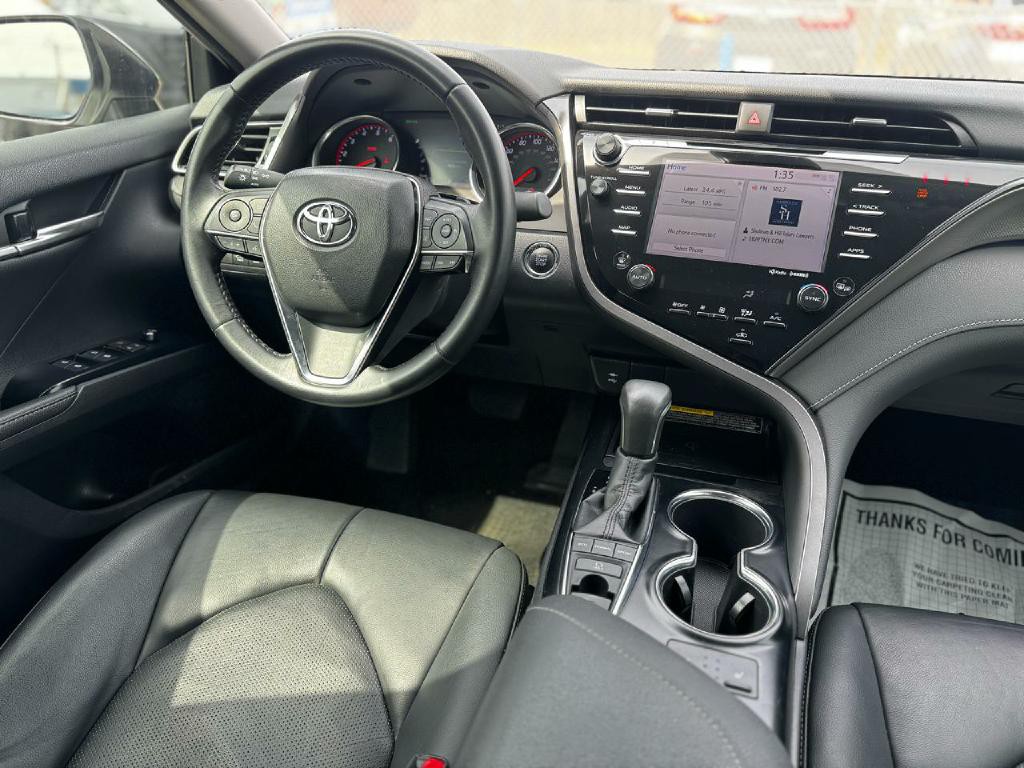 2019 Toyota Camry Image 24