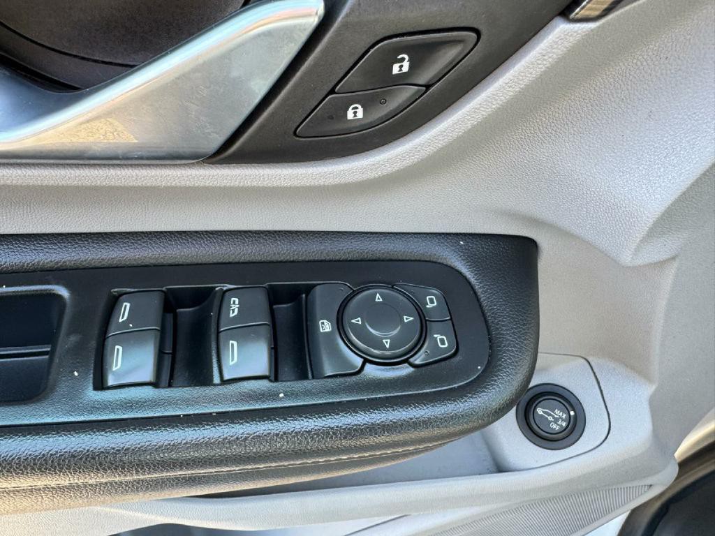 2022 GMC Terrain Image 27