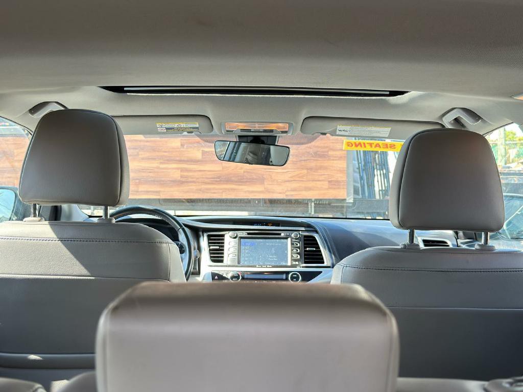 2019 Toyota Highlander Image 15