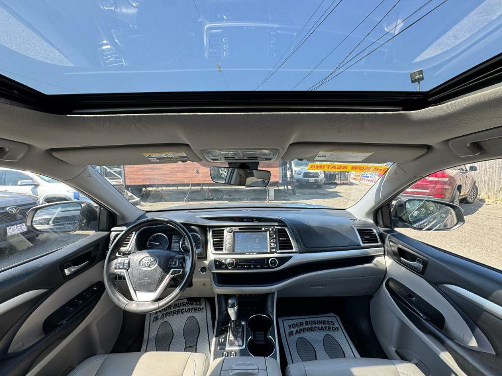 2019 Toyota Highlander Image 22