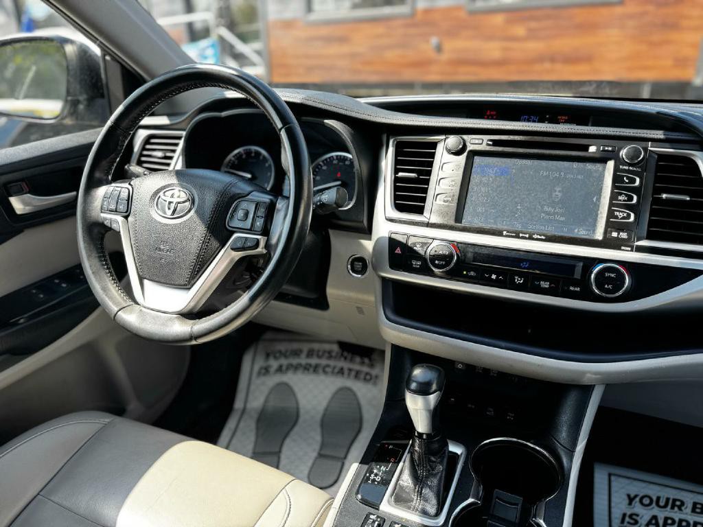 2019 Toyota Highlander Image 25