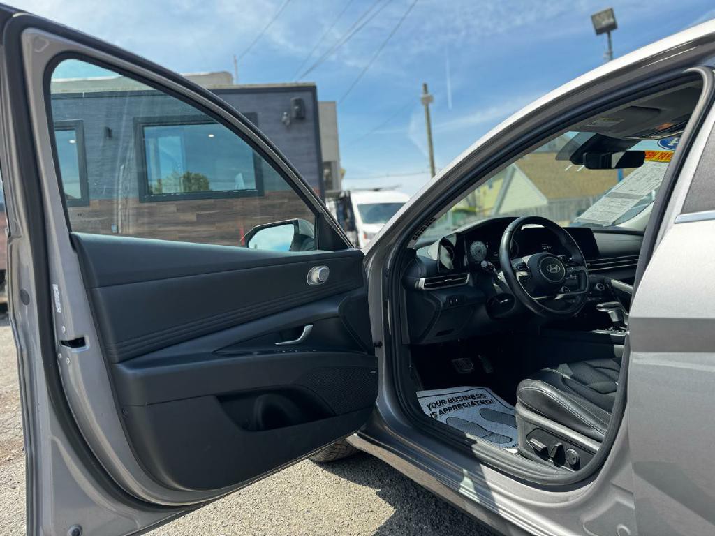 2024 Hyundai Elantra Image 13