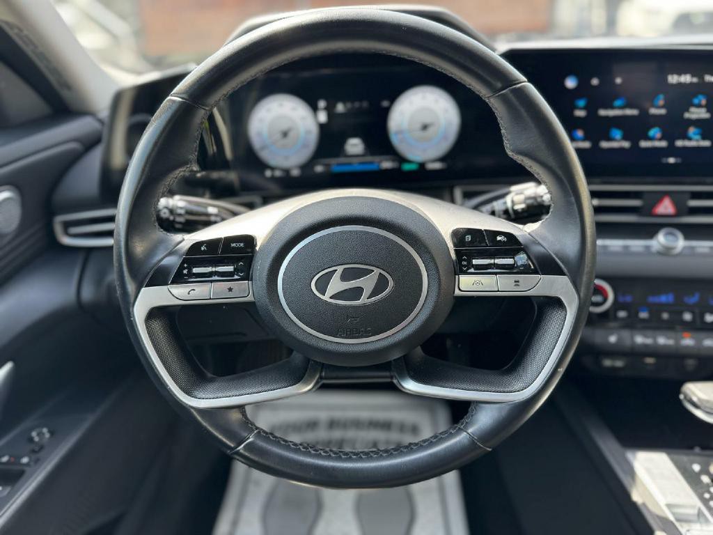 2024 Hyundai Elantra Image 24