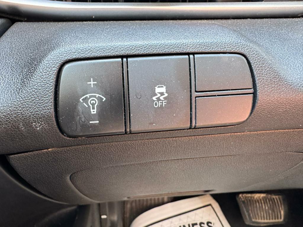 2024 Hyundai Elantra Image 26