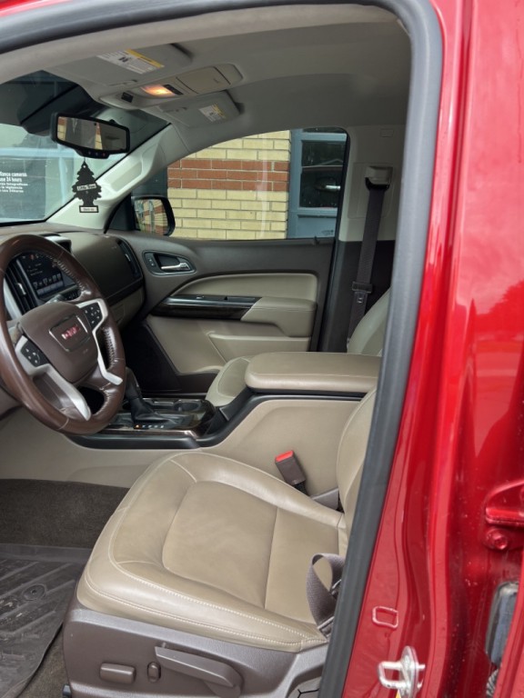 2016 GMC Canyon Image 9