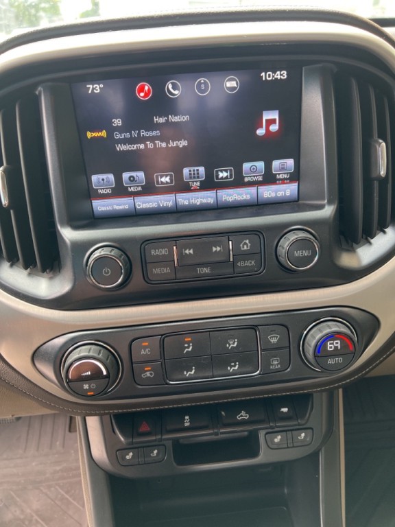 2016 GMC Canyon Image 11