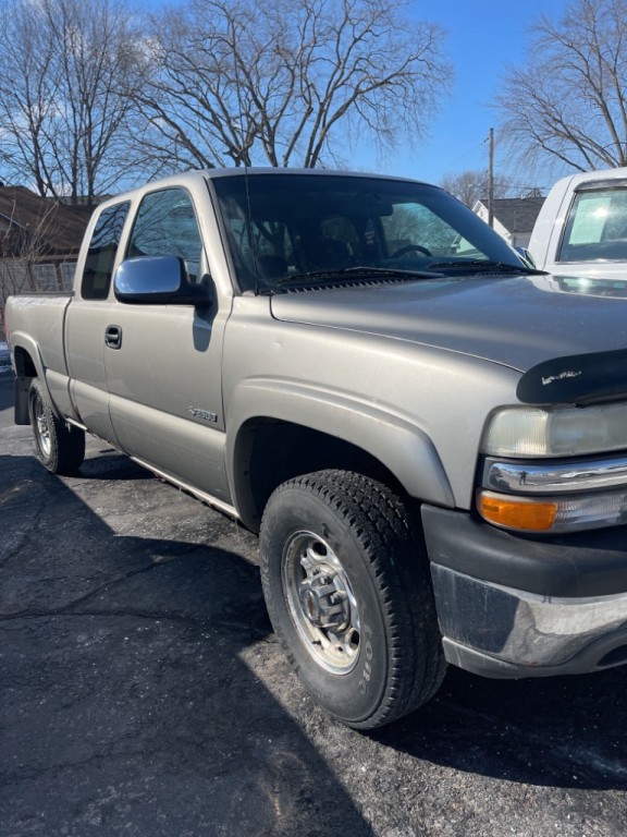 2000 Chevrolet Silverado 1500 Image 1