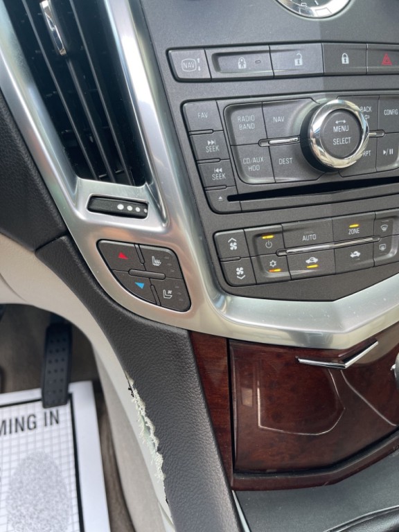 2012 Cadillac SRX Image 22