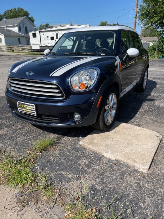 2012 MINI Cooper Image 1