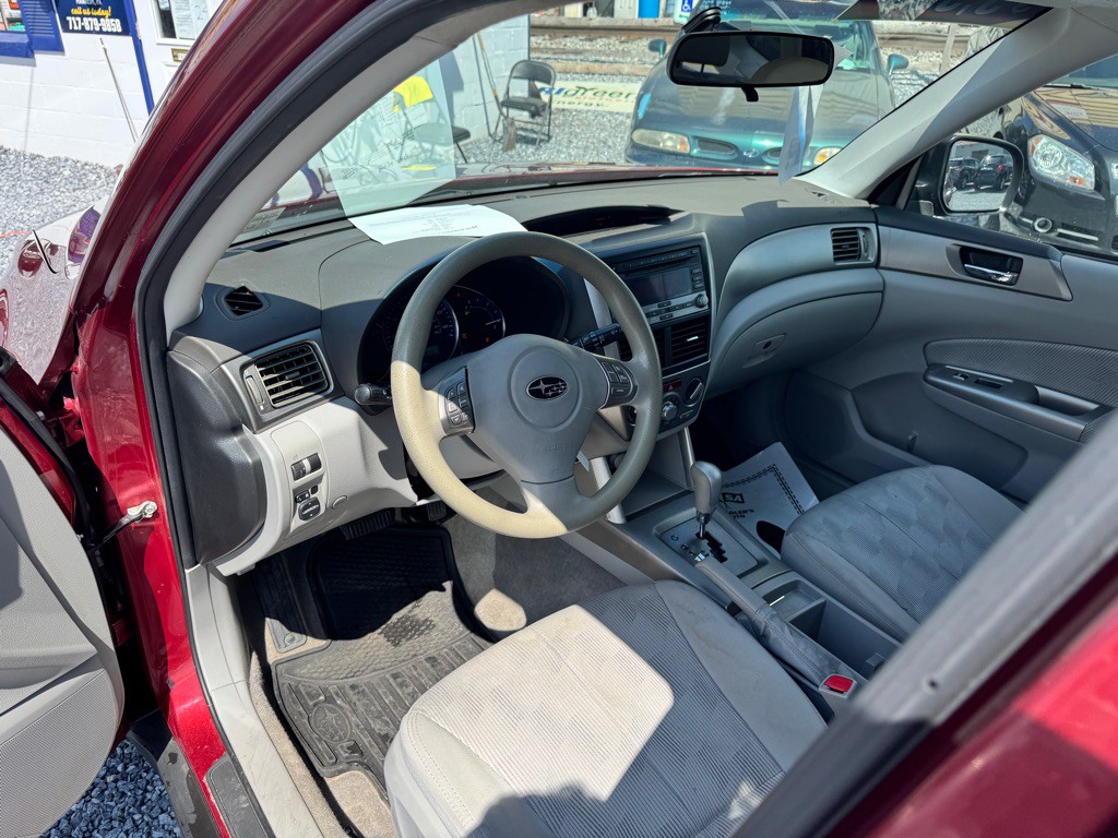 2010 Subaru Forester Image 9