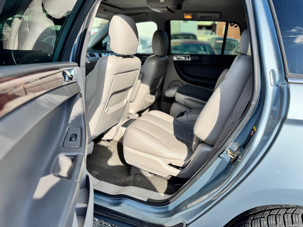 2005 Chrysler Pacifica Image 12