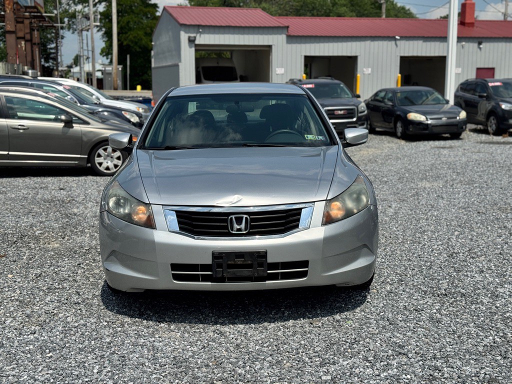 2010 Honda Accord Image 2