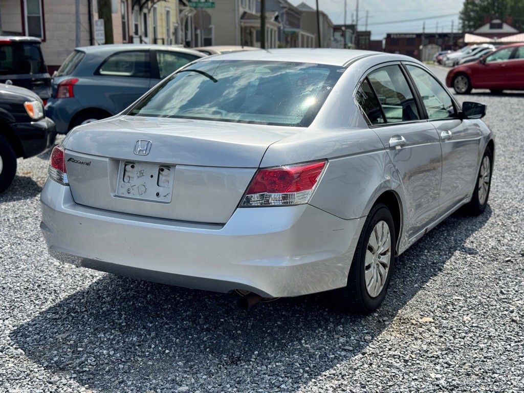 2010 Honda Accord Image 4