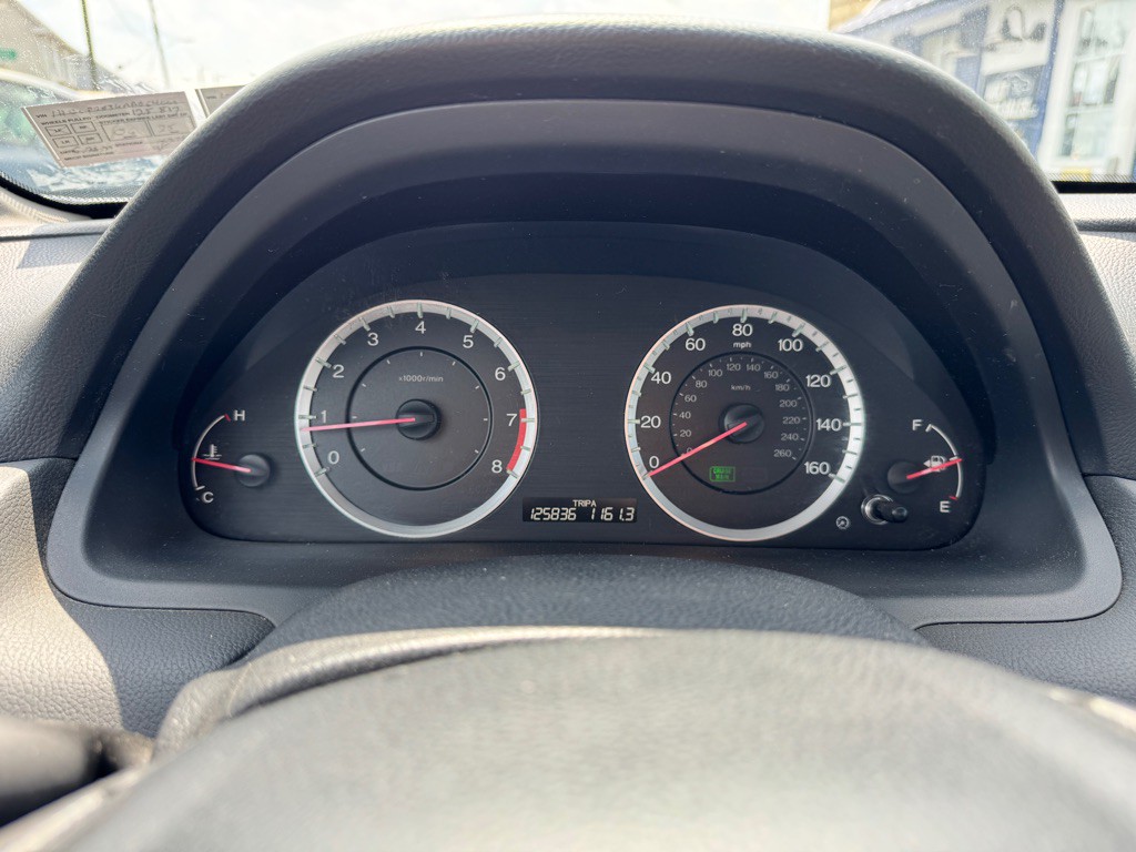 2010 Honda Accord Image 9