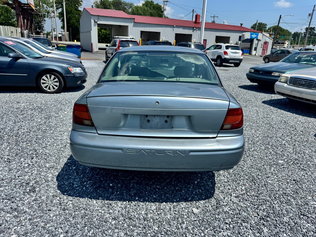 2002 Saturn SL Image 4