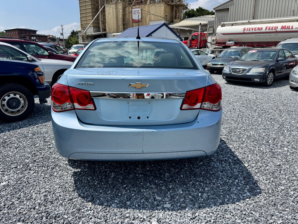 2011 Chevrolet Cruze Image 5