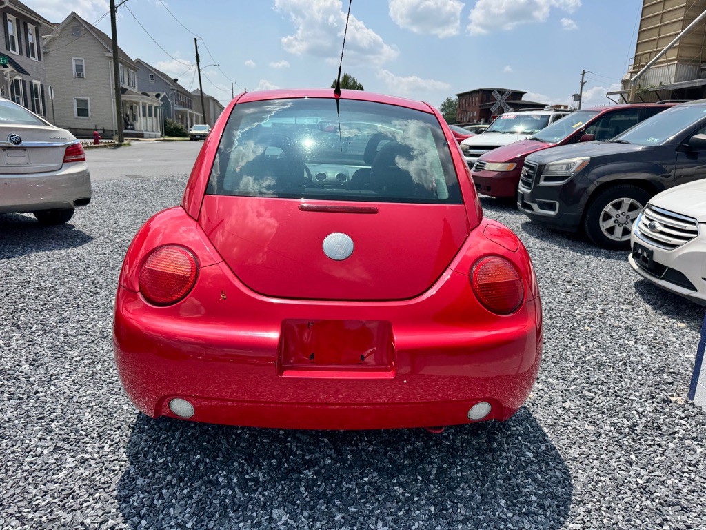 2002 Volkswagen Beetle Image 5