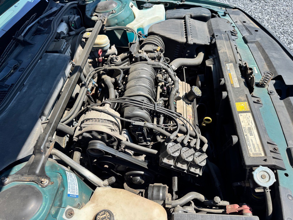 1998 Oldsmobile 88 Image 13