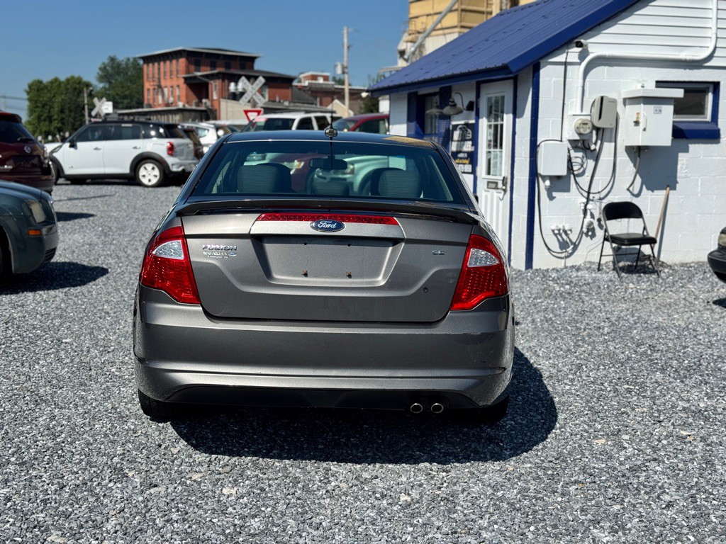 2011 Ford Fusion Image 5