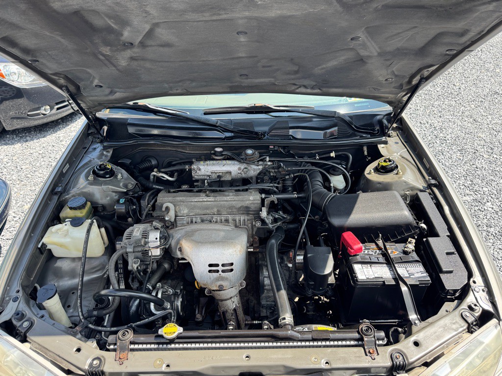 2000 Toyota Camry Image 13