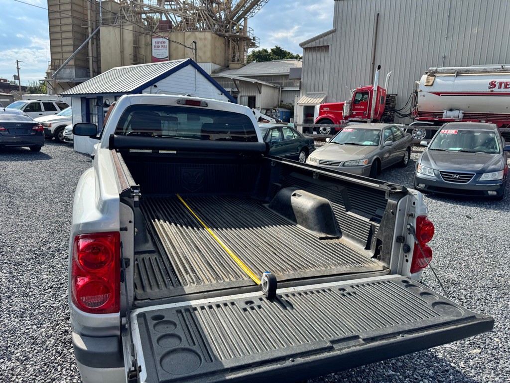 2007 Dodge Dakota Image 18