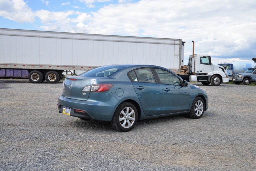 2011 Mazda Mazda3 Image 5
