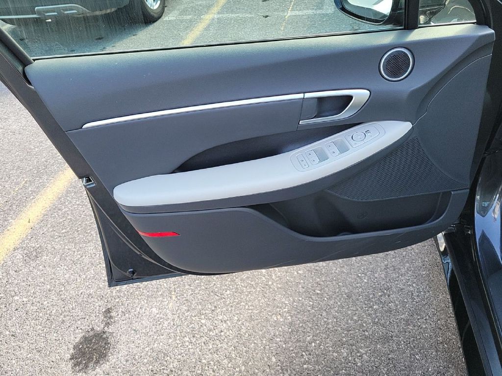 2025 Hyundai Sonata Image 10
