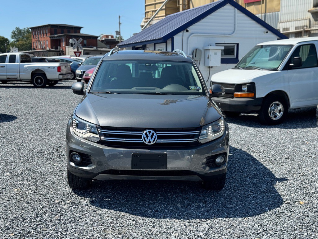 2016 Volkswagen Tiguan Image 2