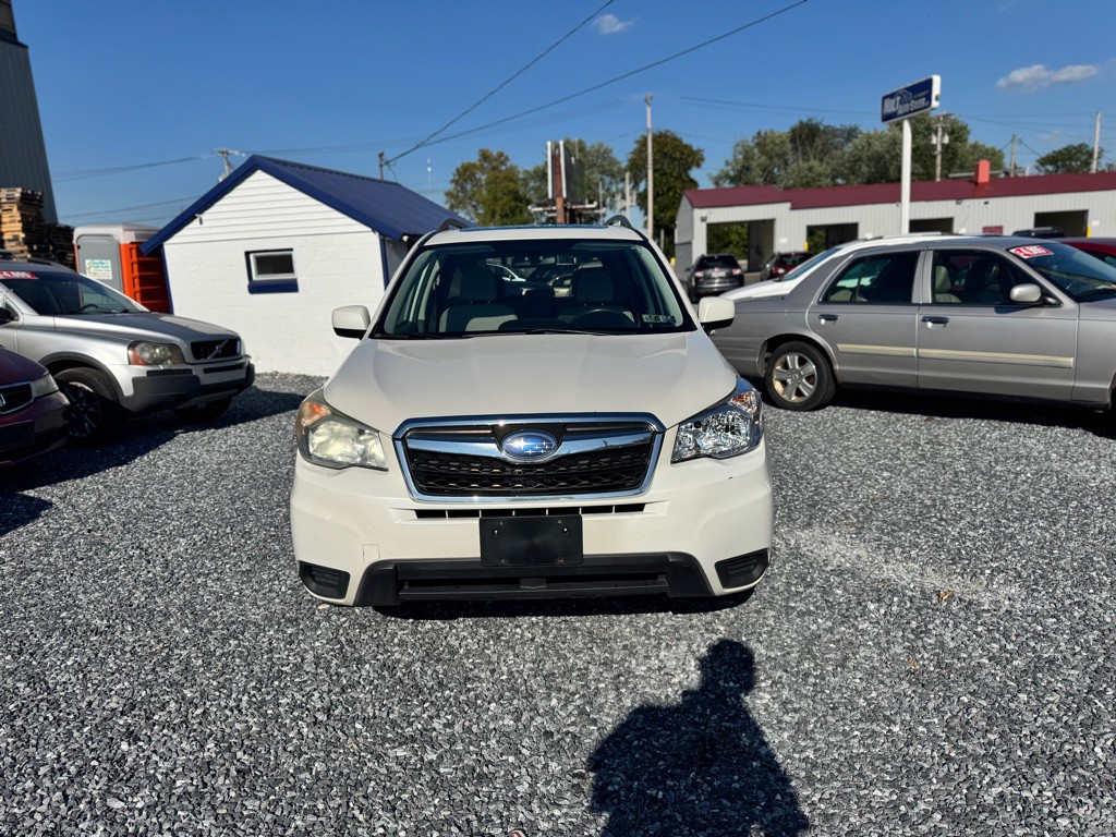 2014 Subaru Forester Image 2