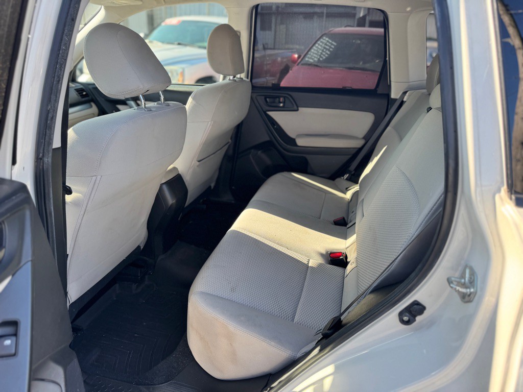 2014 Subaru Forester Image 7