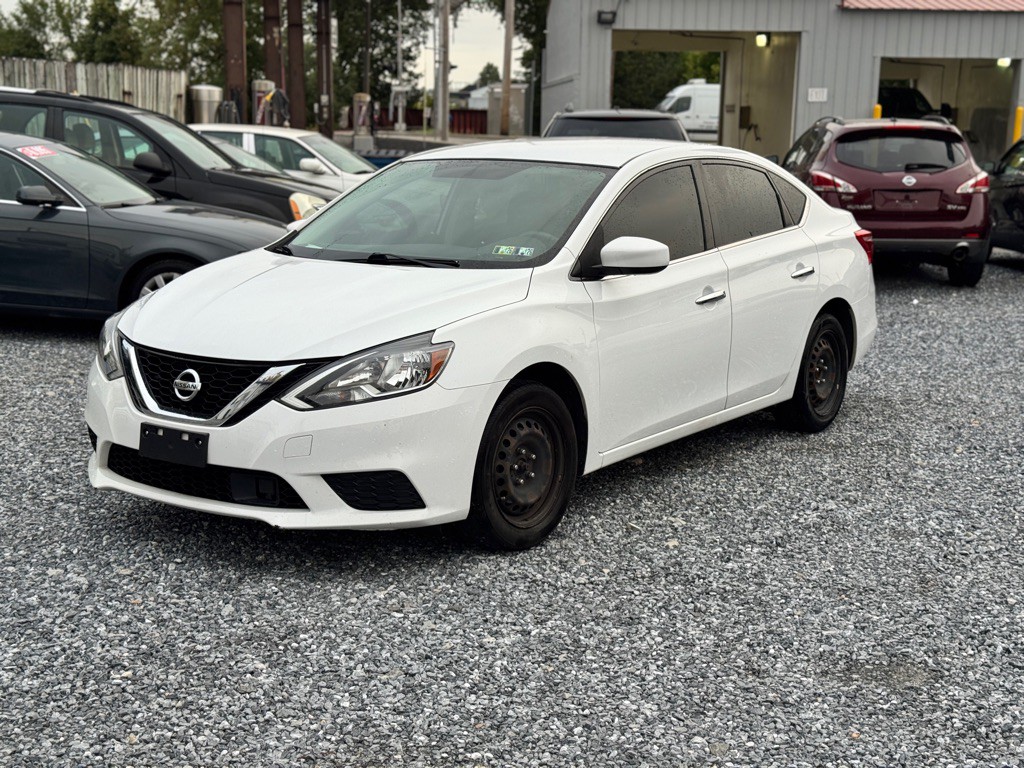 2019 Nissan Sentra Image 1