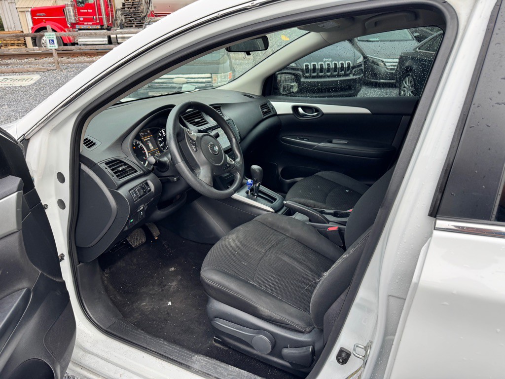 2019 Nissan Sentra Image 7