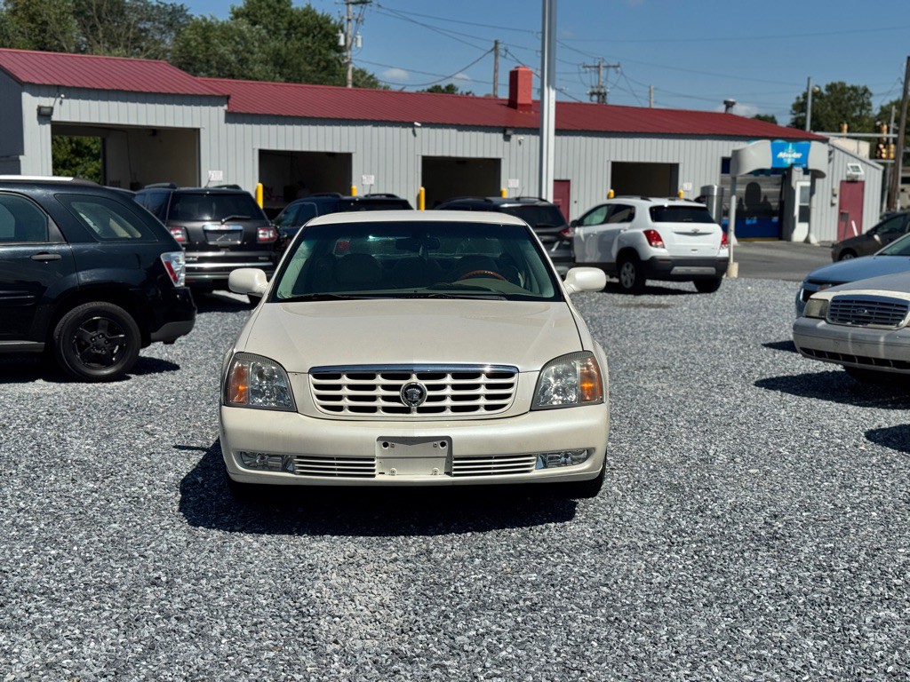 2000 Cadillac DeVille Image 2