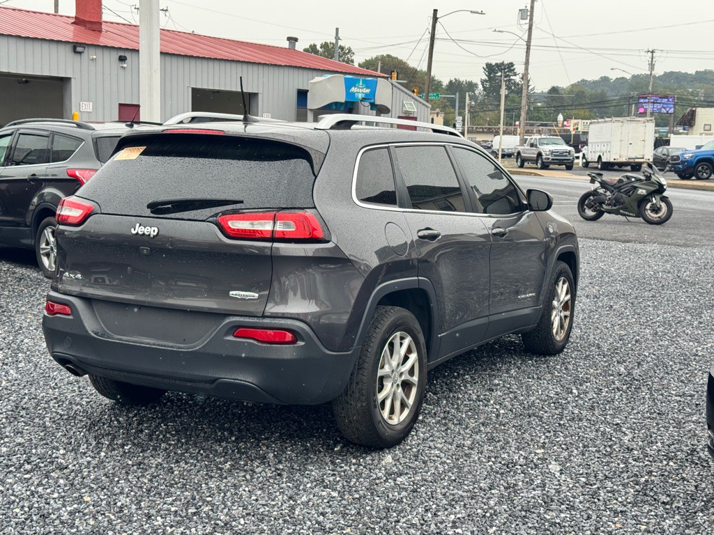 2016 Jeep Cherokee Image 4