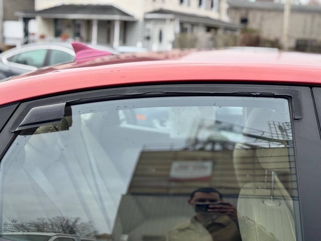 2010 Hyundai Elantra Image 16