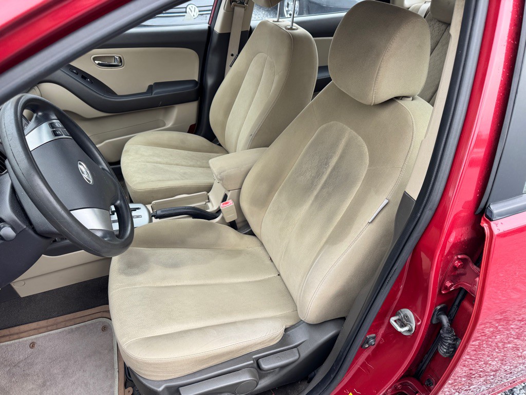 2010 Hyundai Elantra Image 21