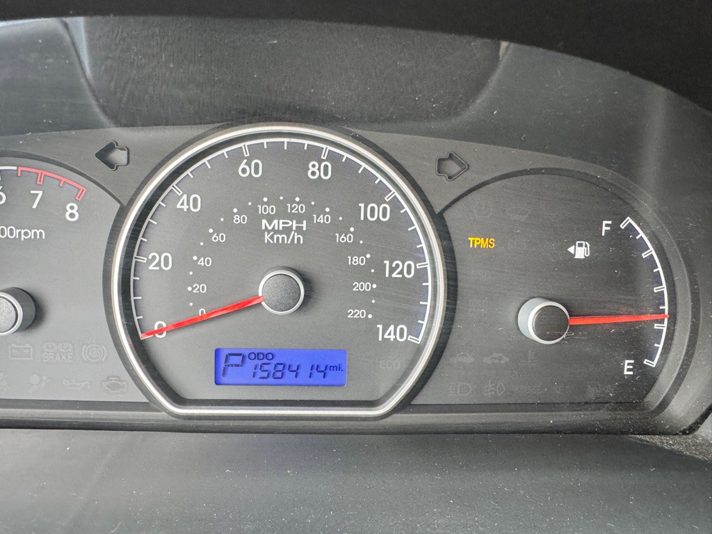 2010 Hyundai Elantra Image 25