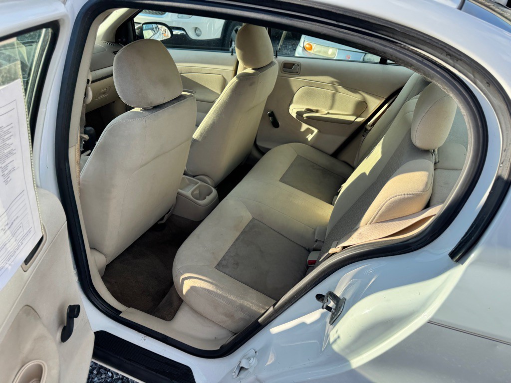 2007 Chevrolet Cobalt Image 10