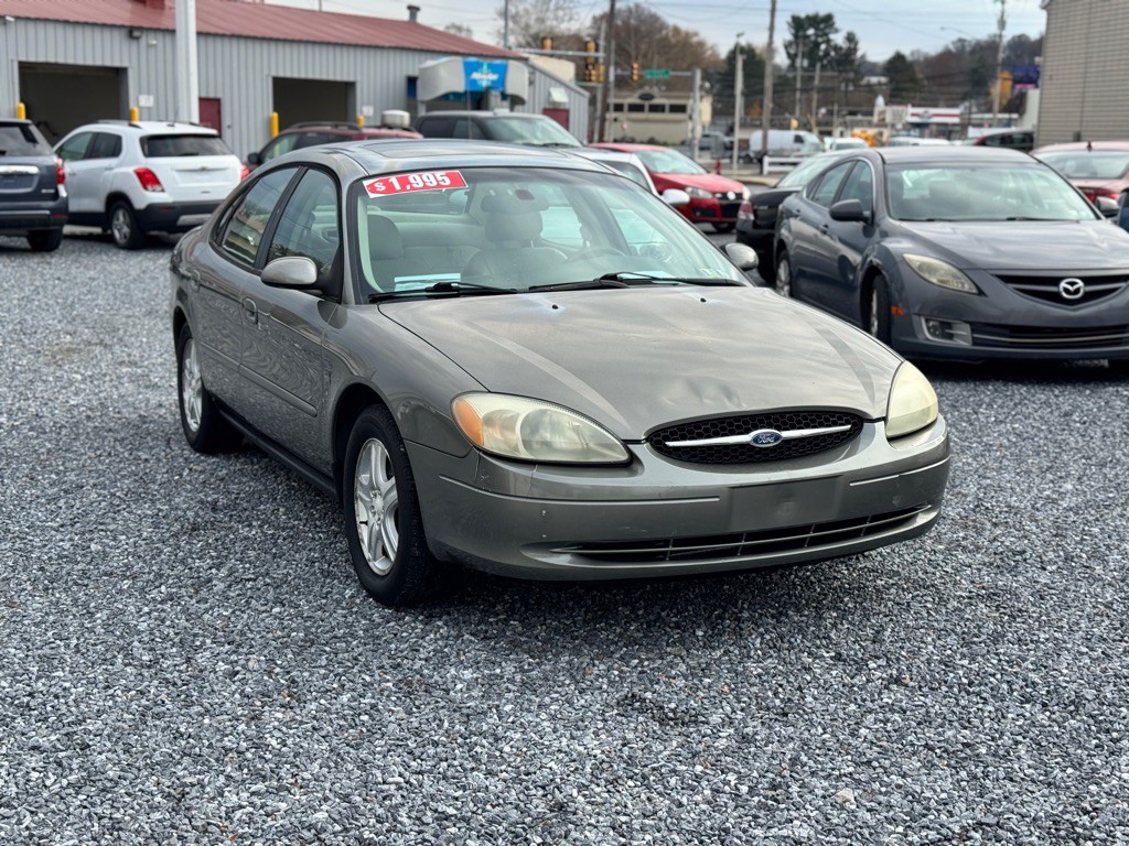 2002 Ford Taurus Image 3