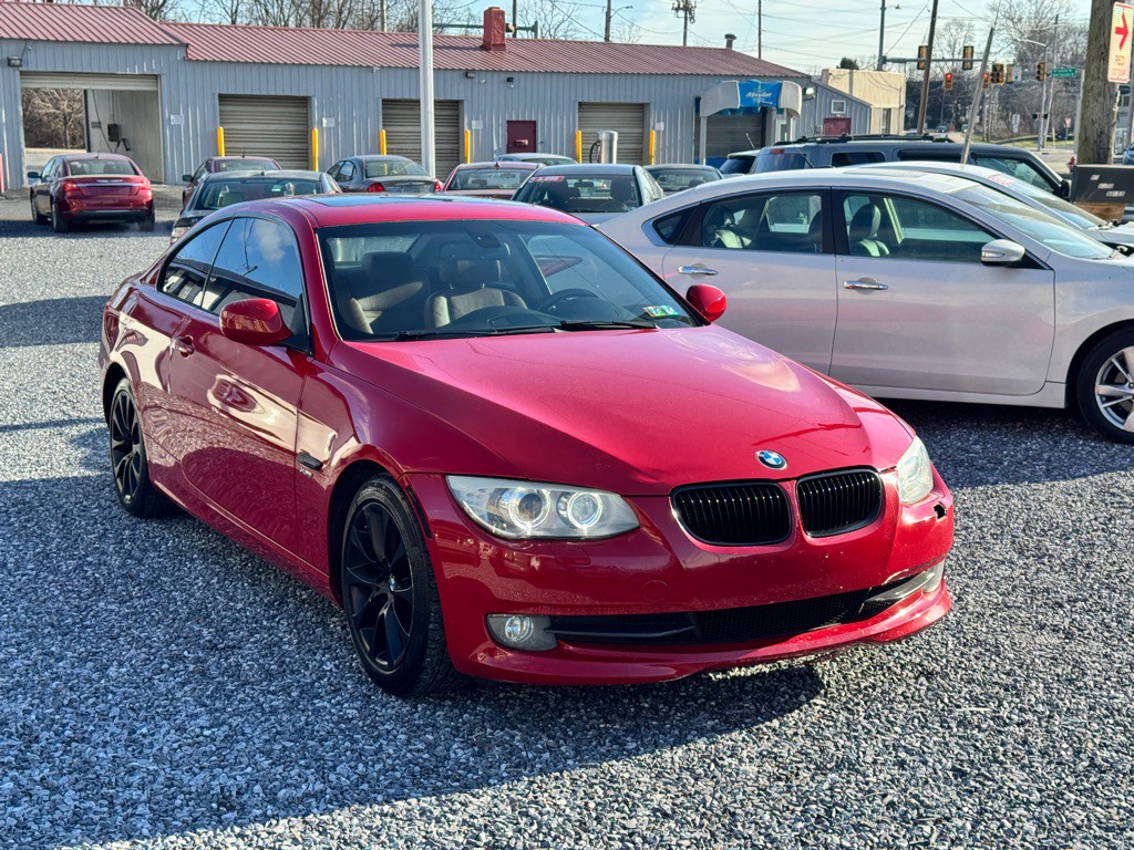 2013 BMW 3 Series Image 3