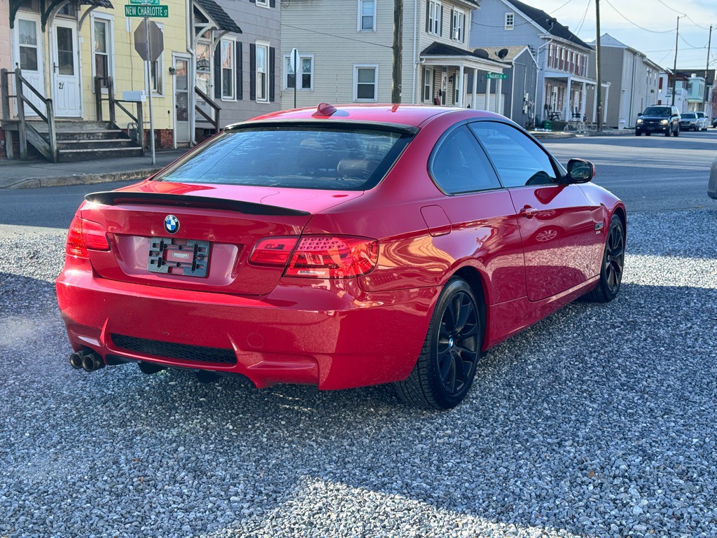 2013 BMW 3 Series Image 4