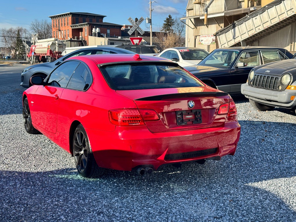 2013 BMW 3 Series Image 6