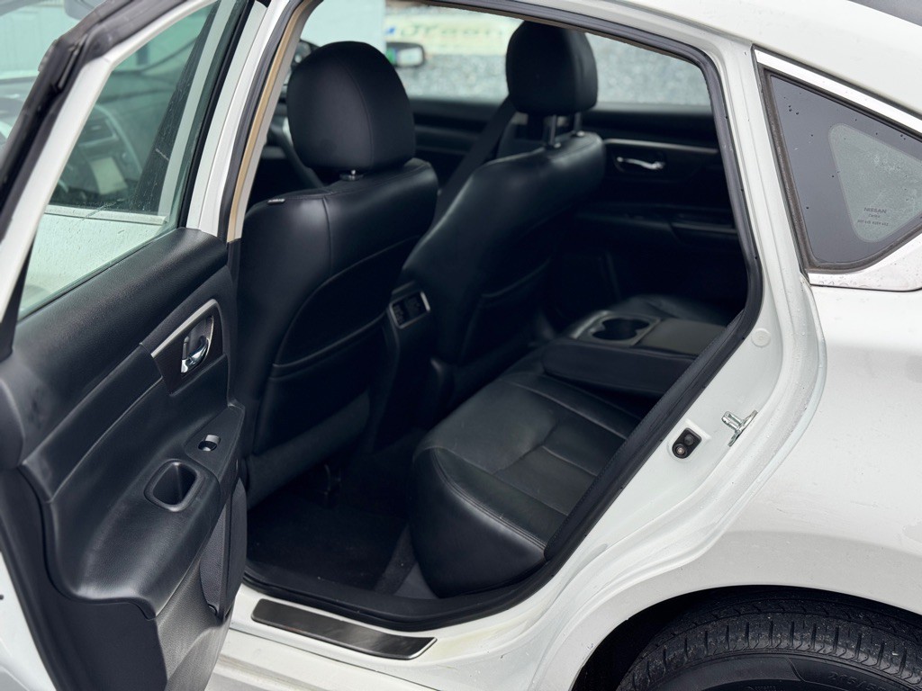 2013 Nissan Altima Image 7