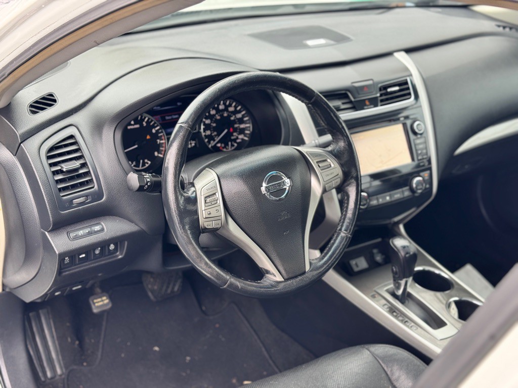 2013 Nissan Altima Image 9
