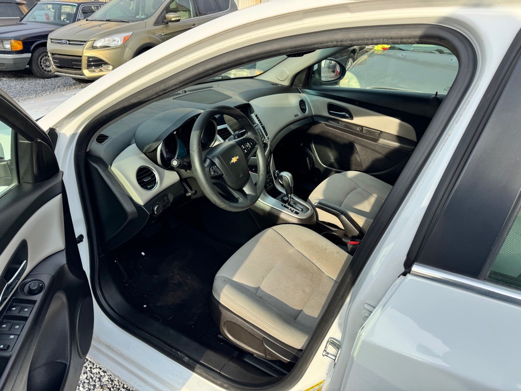 2016 Chevrolet Cruze Image 8