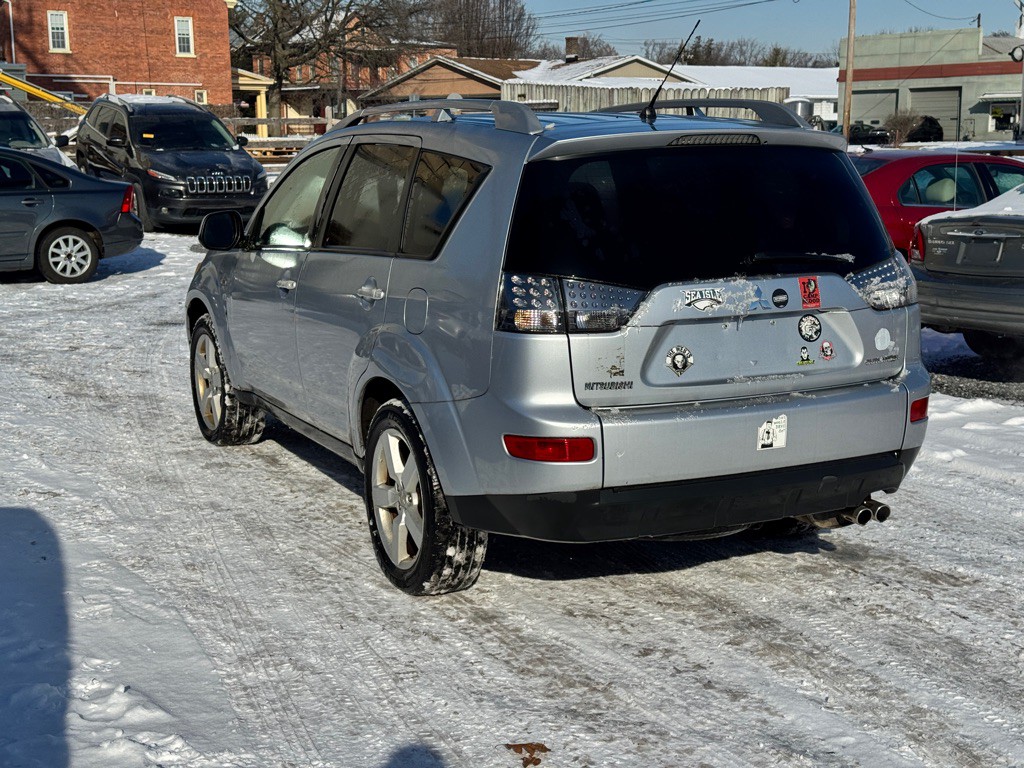 2007 Mitsubishi Outlander Image 6